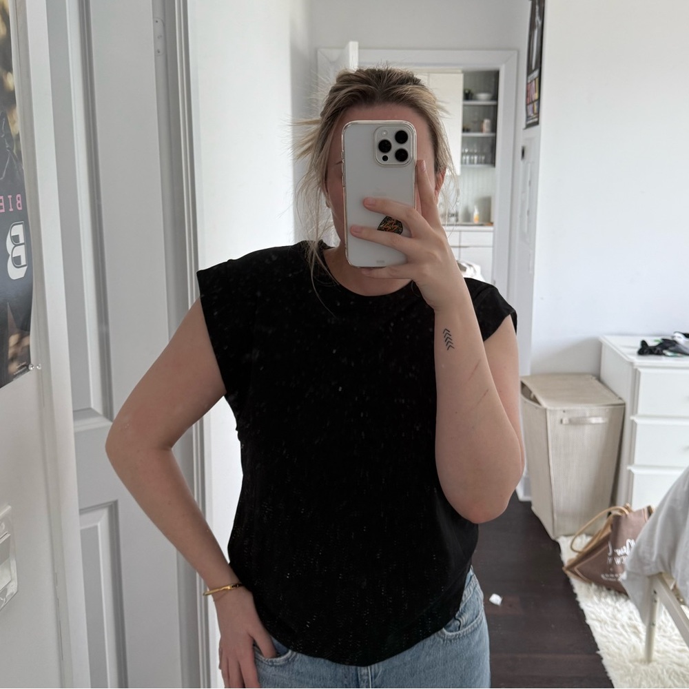 Black Sleeveless Top